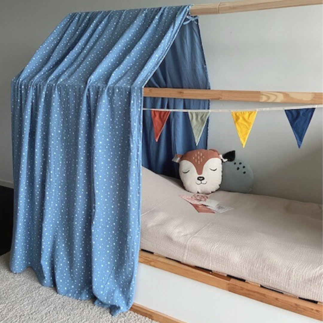 Mosterdgele cabine bedhemel voor Ikea Kura bed