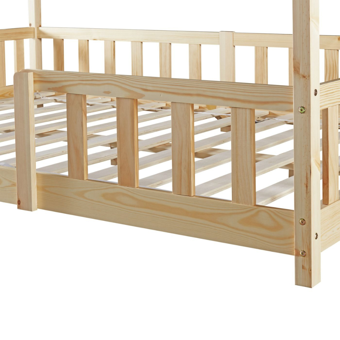 Grand lit cabane Montessori avec barrière + matelas - 140x200cm - Bois naturel