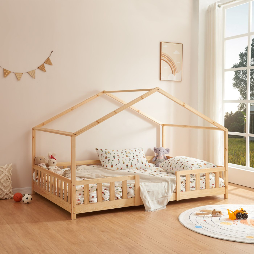 Grand lit cabane Montessori avec barrière + matelas - 120x200cm - Bois naturel