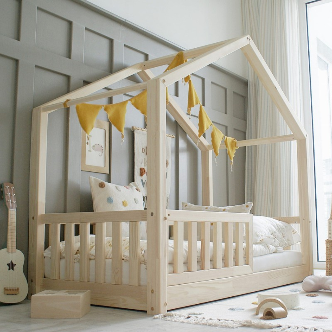 Lit cabane Montessori avec barrière Matteo 90x190cm