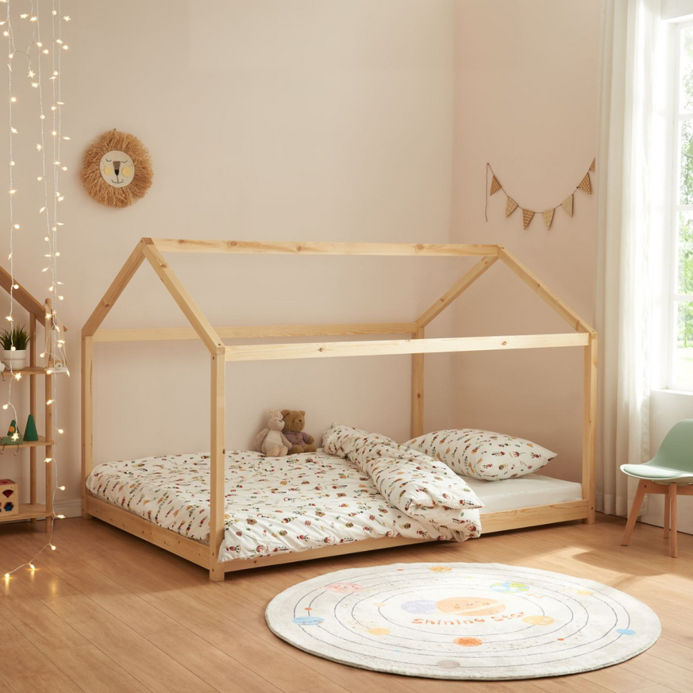 Montessori kajuitbed + matras - 90x200 cm - Natuurlijk hout