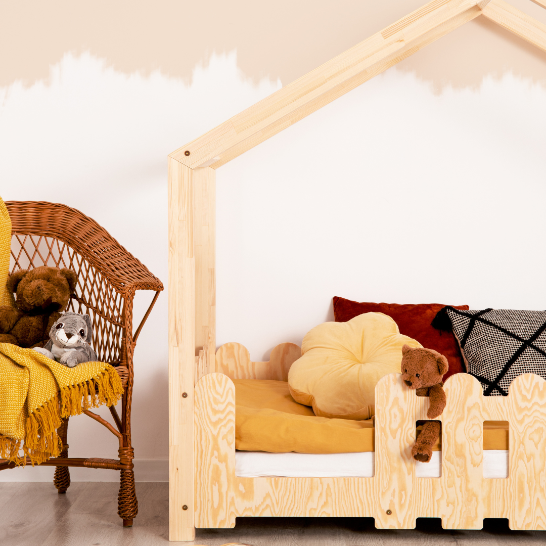 Lit cabane Montessori avec barrière 70x140cm