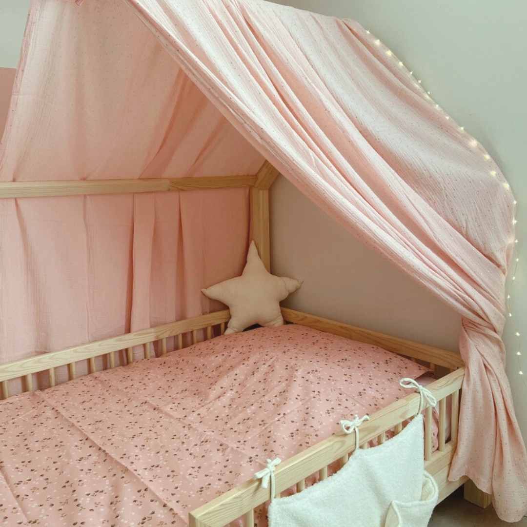 Ciel de lit cabane Rose blush pois dorés